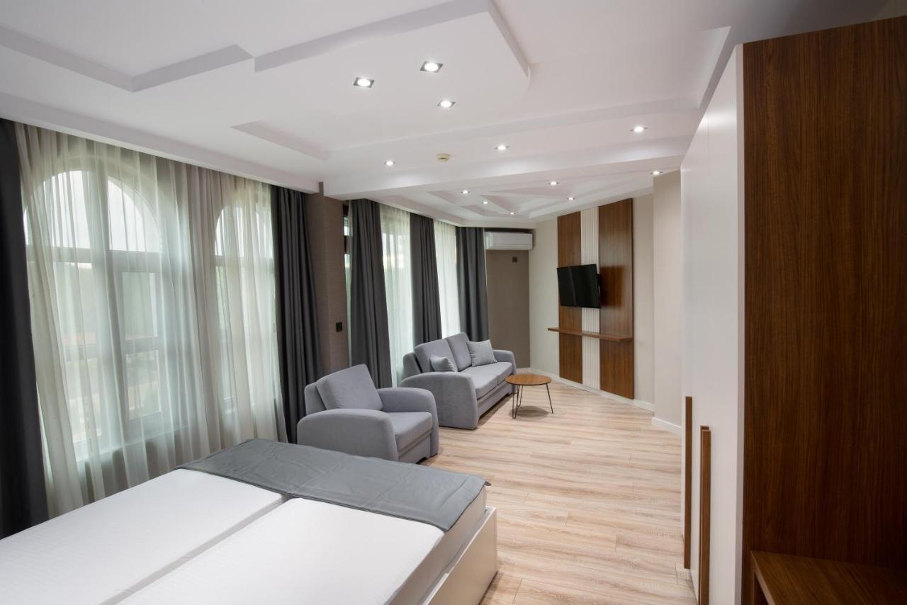 Villa Euphoria Ridovo エクステリア 写真
