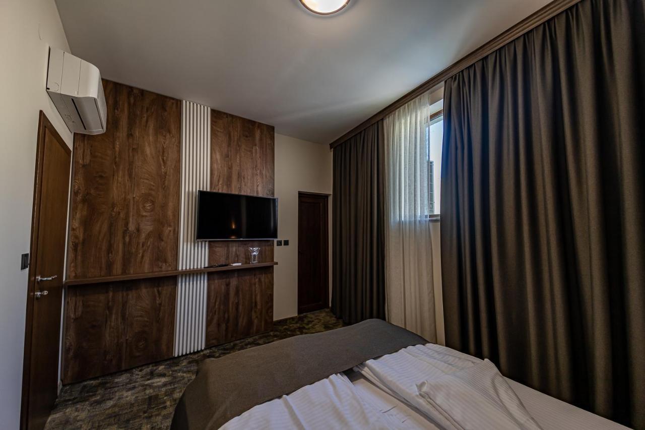 Villa Euphoria Ridovo エクステリア 写真