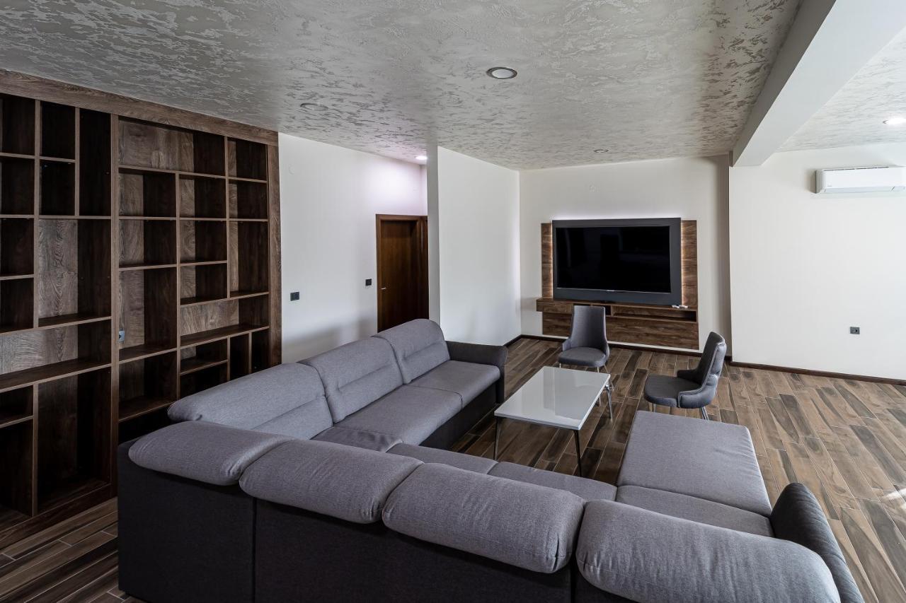 Villa Euphoria Ridovo エクステリア 写真