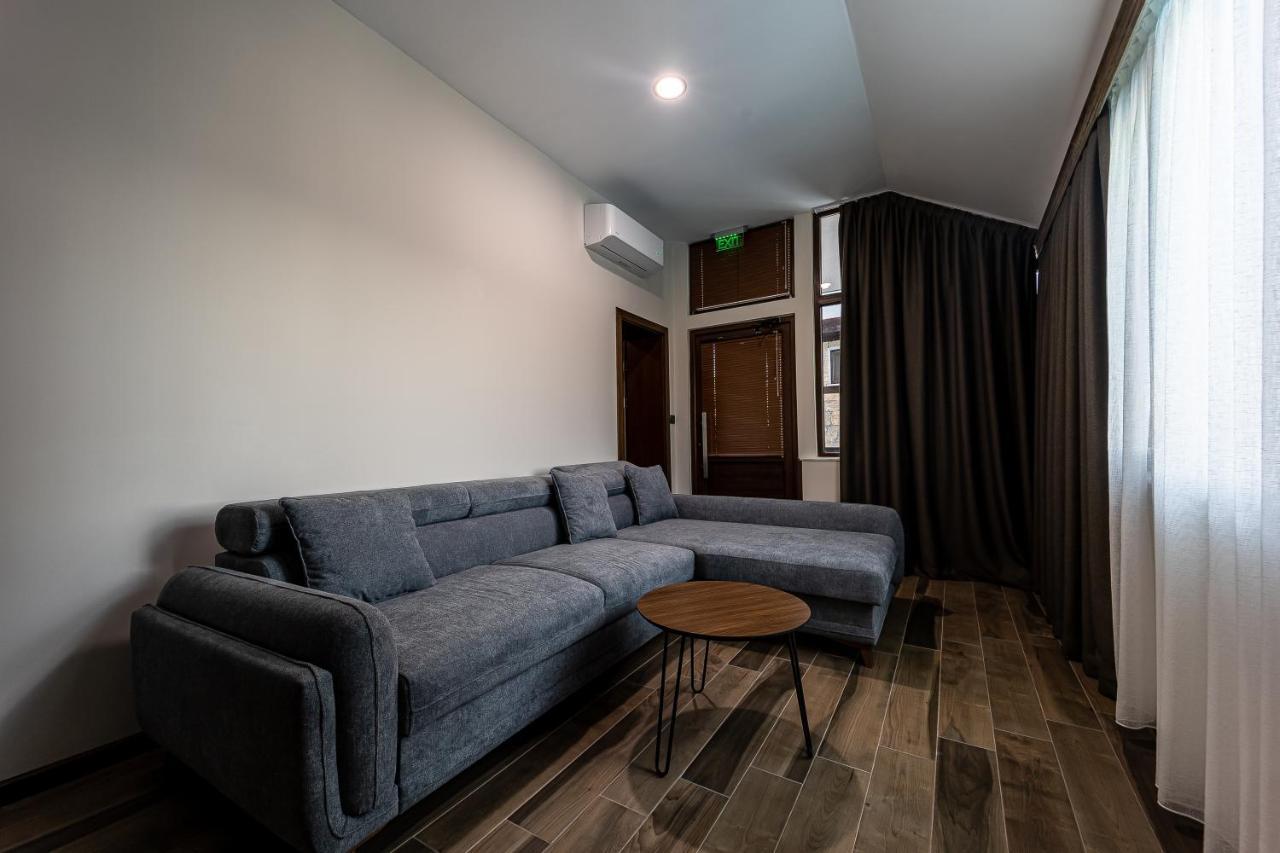 Villa Euphoria Ridovo エクステリア 写真