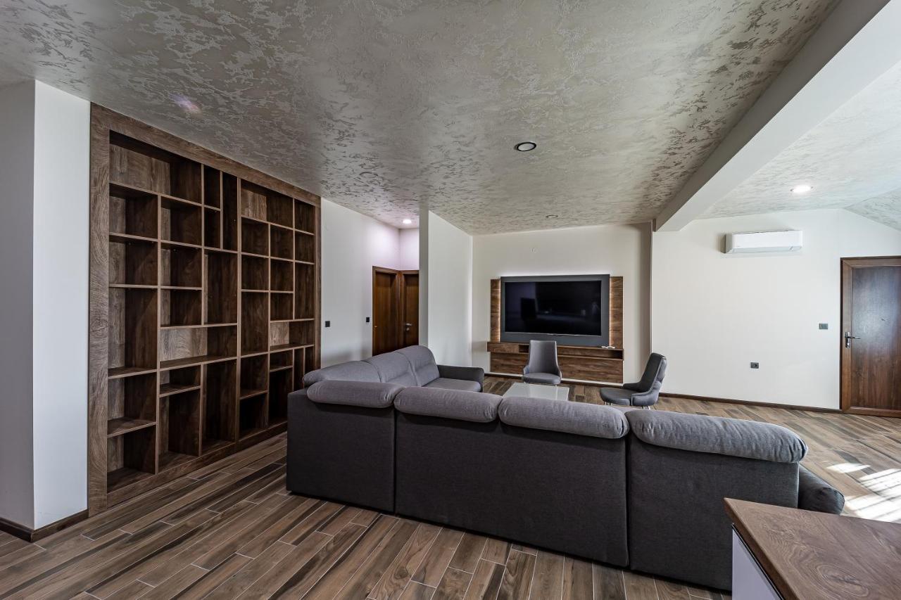 Villa Euphoria Ridovo エクステリア 写真