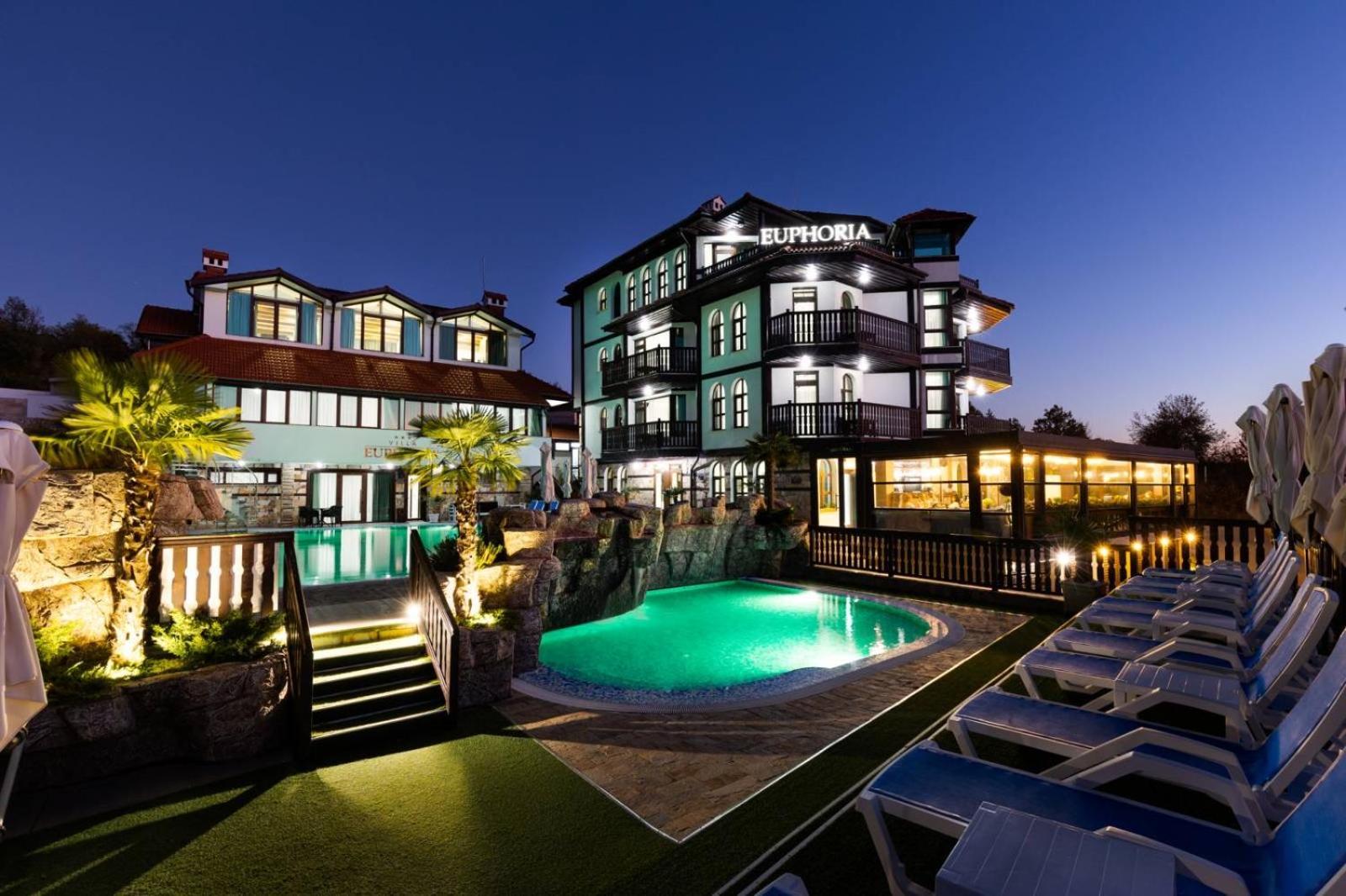 Villa Euphoria Ridovo エクステリア 写真