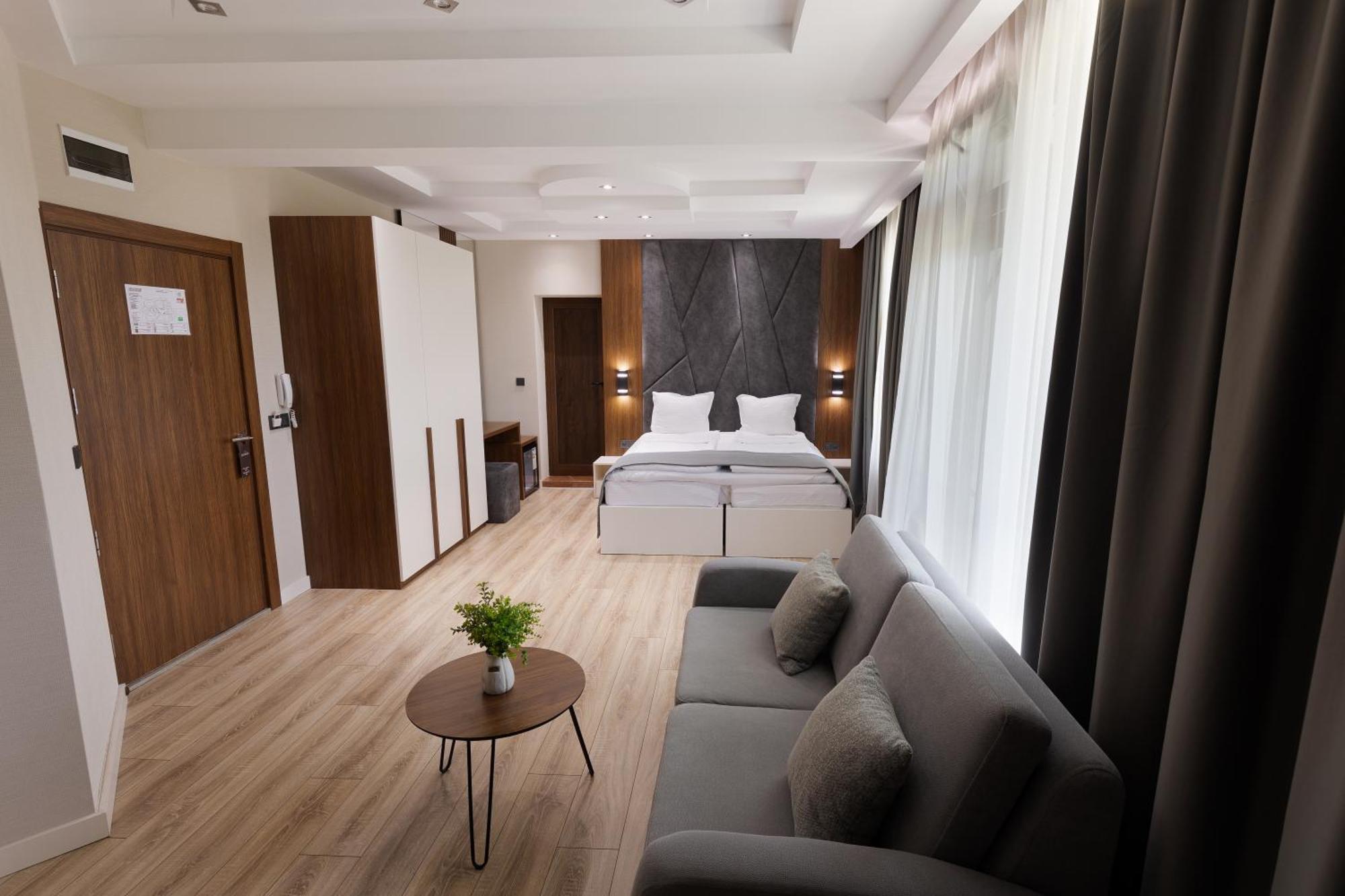 Villa Euphoria Ridovo エクステリア 写真